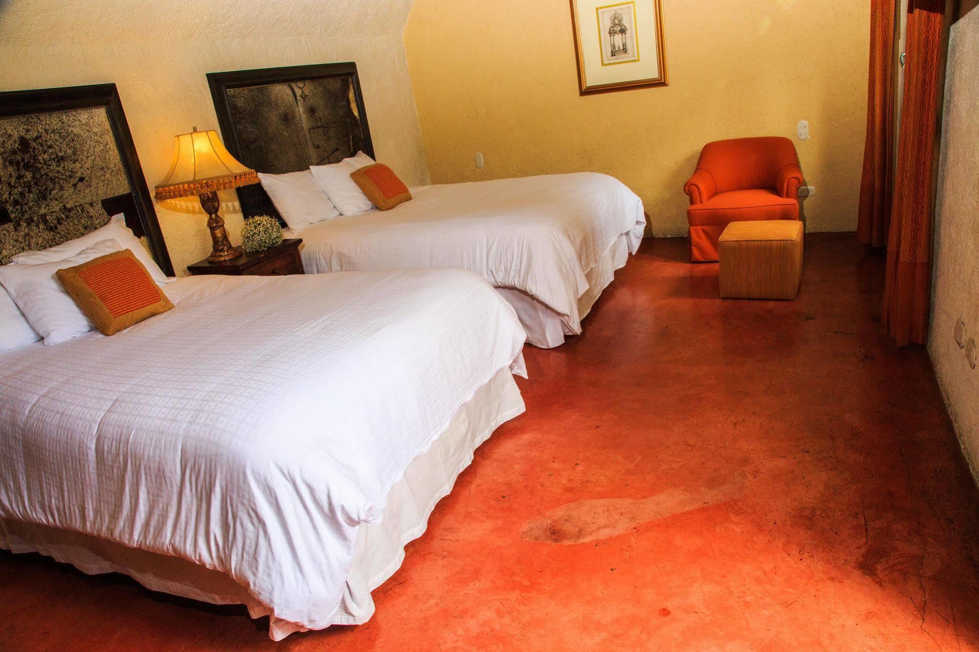 Hotel Lo De Bernal Antigua Eksteriør billede
